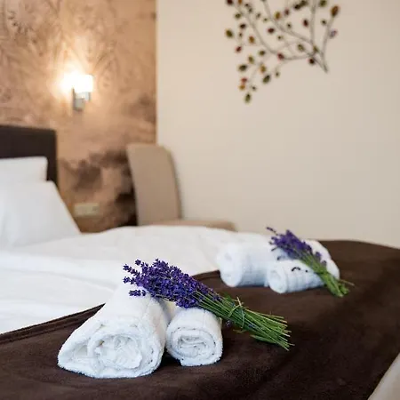 Csurgo Vendeghaz Villa *